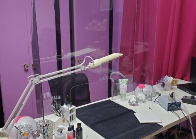 Sneeze bio-protective barrier for nail estheticians